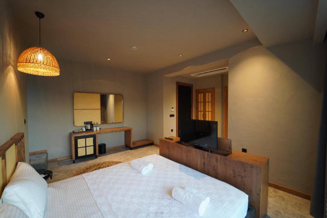 Icon Beach Suites Hotel Sovalye Island فتحية المظهر الخارجي الصورة